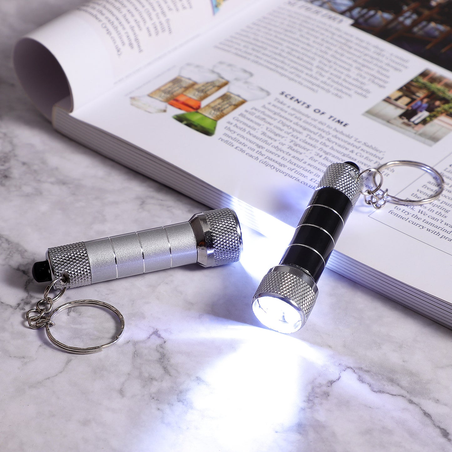 Mini llavero Luz de emergencia de noche linterna de Camping linterna LED portátil llavero de aluminio
