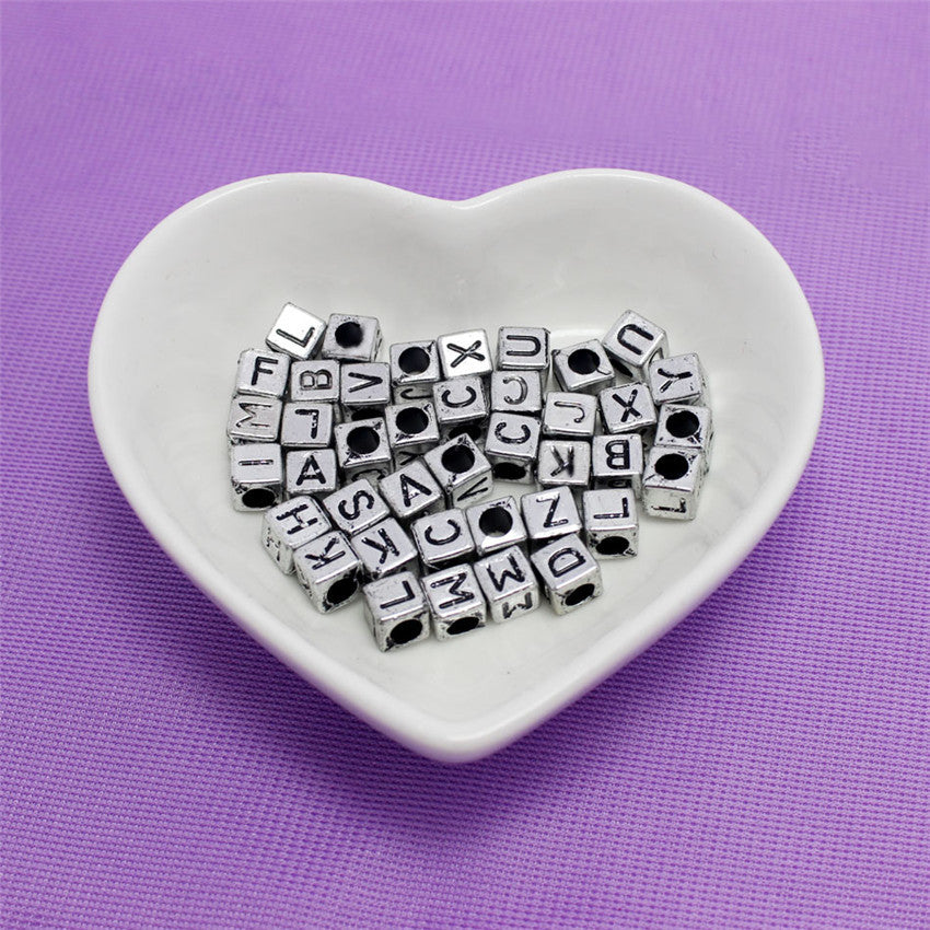 Acrylic English alphabet beads
