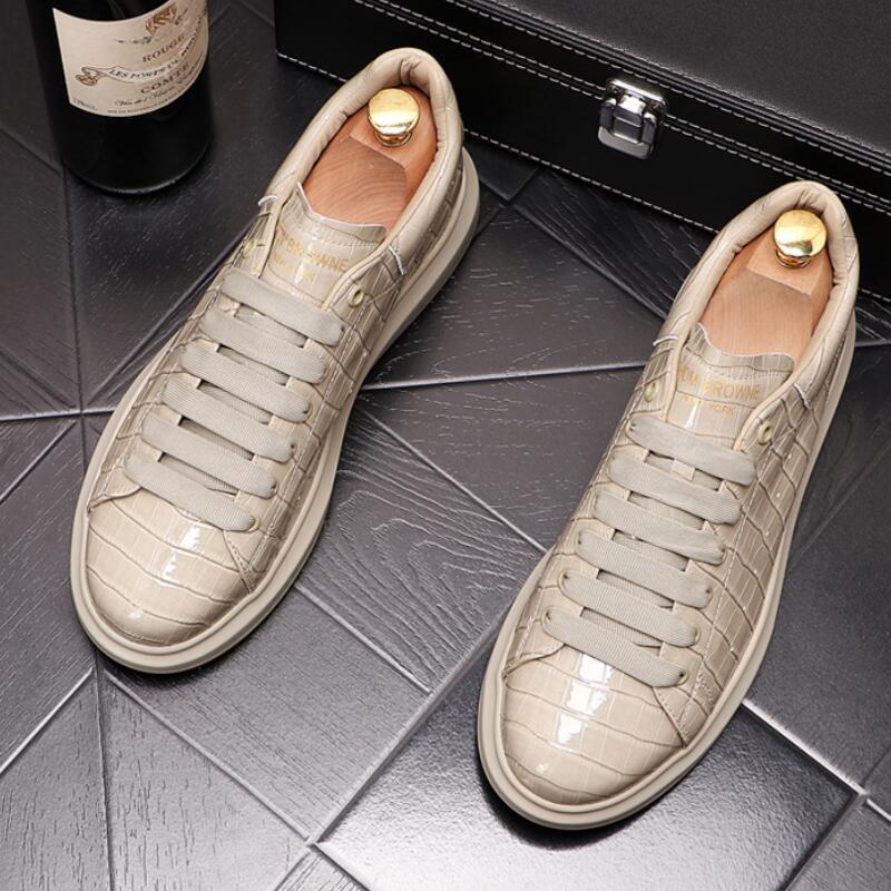 Zapatos de plataforma nuevos zapatos casuales de moda para hombres zapatos de suela gruesa interior aumentados para hombres