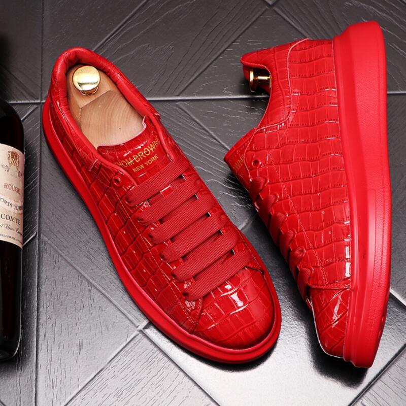 Zapatos de plataforma nuevos zapatos casuales de moda para hombres zapatos de suela gruesa interior aumentados para hombres