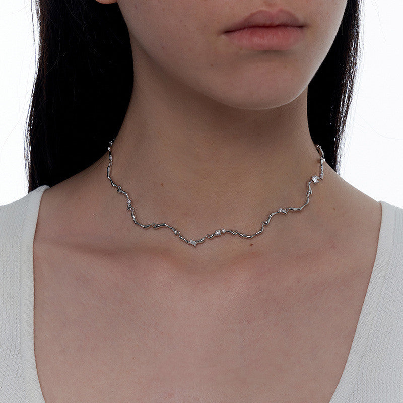 Collar ajustable de joyería con patrón de onda de diseño pequeño