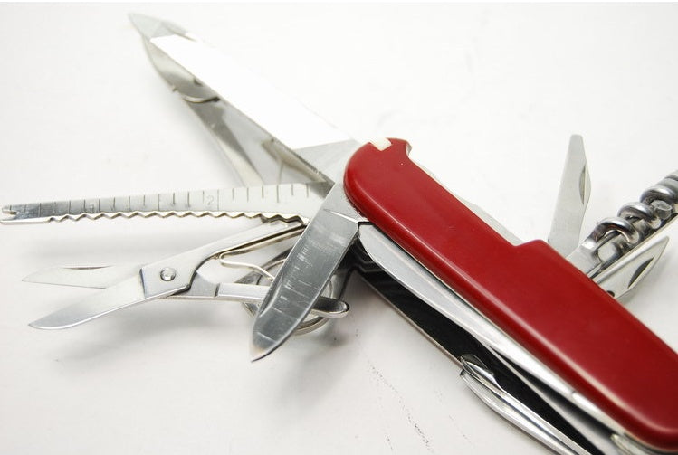 Cuchillo SwissArmy multifuncional de acero inoxidable