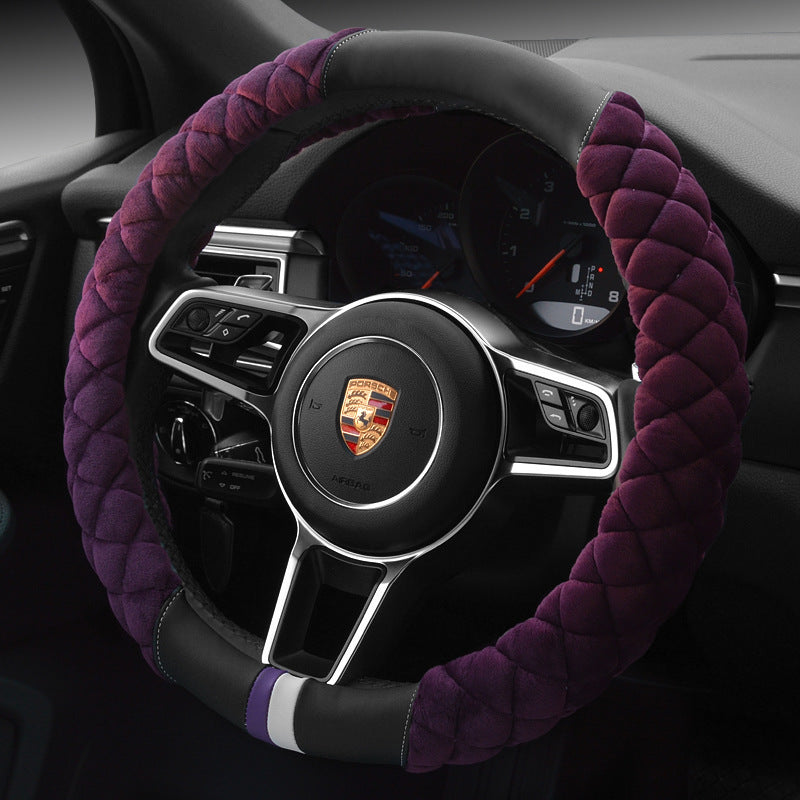 Cubierta del volante de felpa del coche