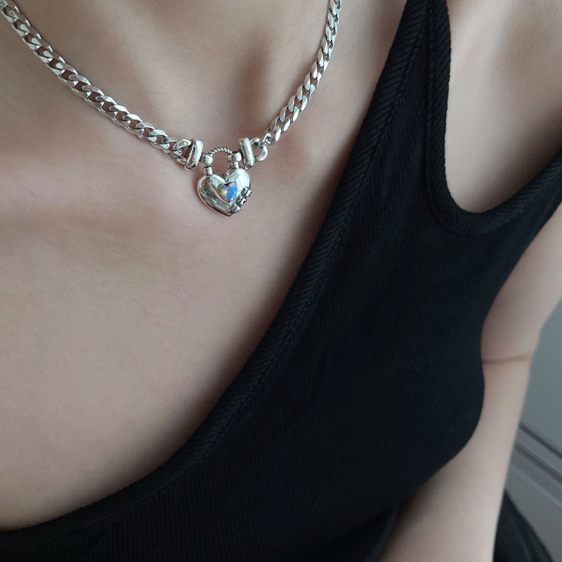 S925 plata de ley Zircon corazón suéter collar