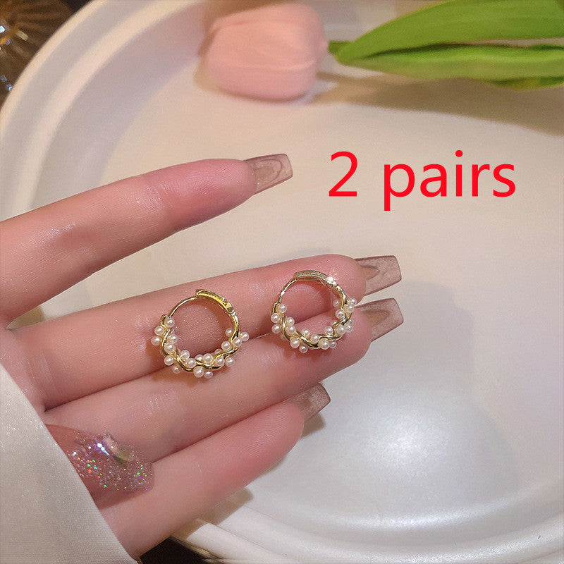 Pearl Earrings Autumn And Winter Special-interest Design Bead Eardrops Earrings New Elegant Circle Ear Clip Women