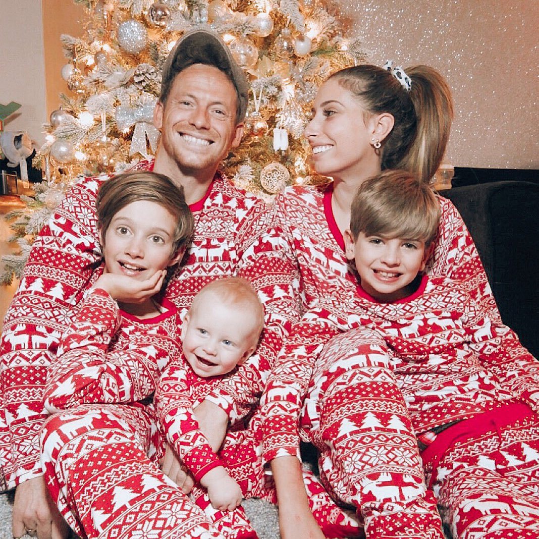 Ropa para padres e hijos con estampado de Navidad