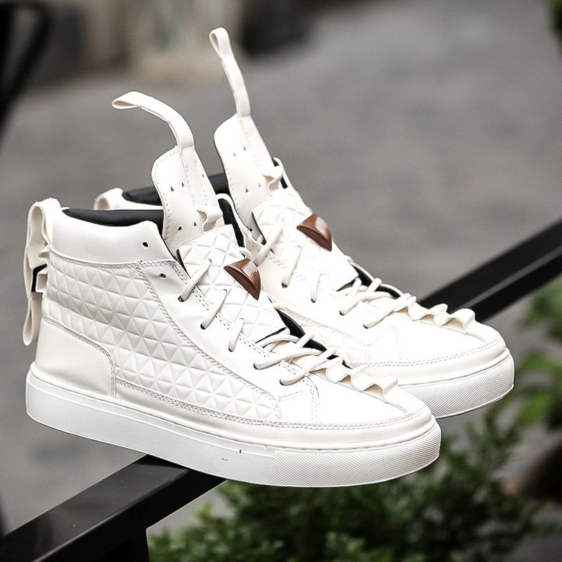 Nuevo primavera otoño hombres Rojo Negro Blanco Zapatos casuales hombres altos Zapatos De moda Zapatos De Hombre botas masculinas