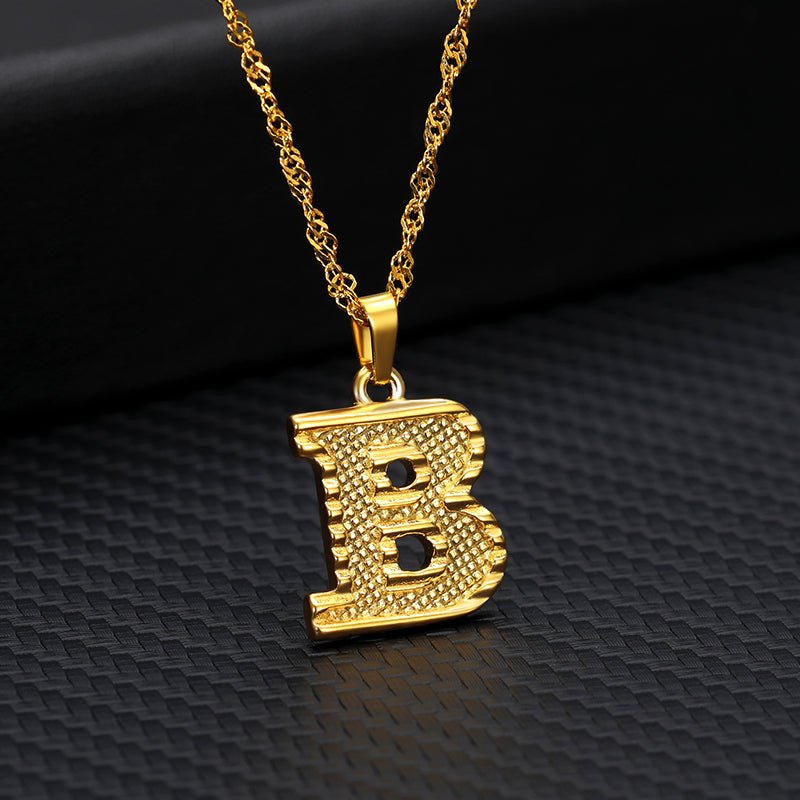 COLLAR COLGANTE chapado en oro de 26 letras