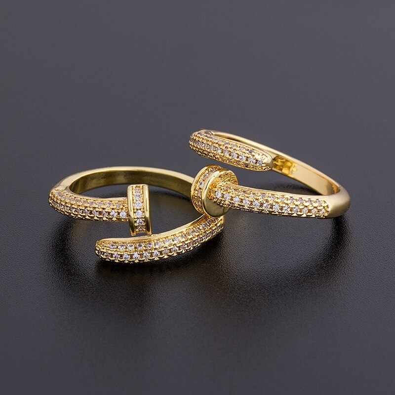 Personalizada anillo clavo