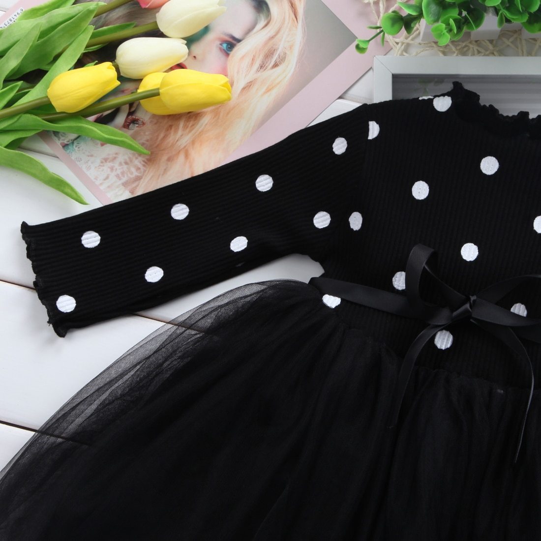 Vestido de niñas con lazo de cuerda flotante