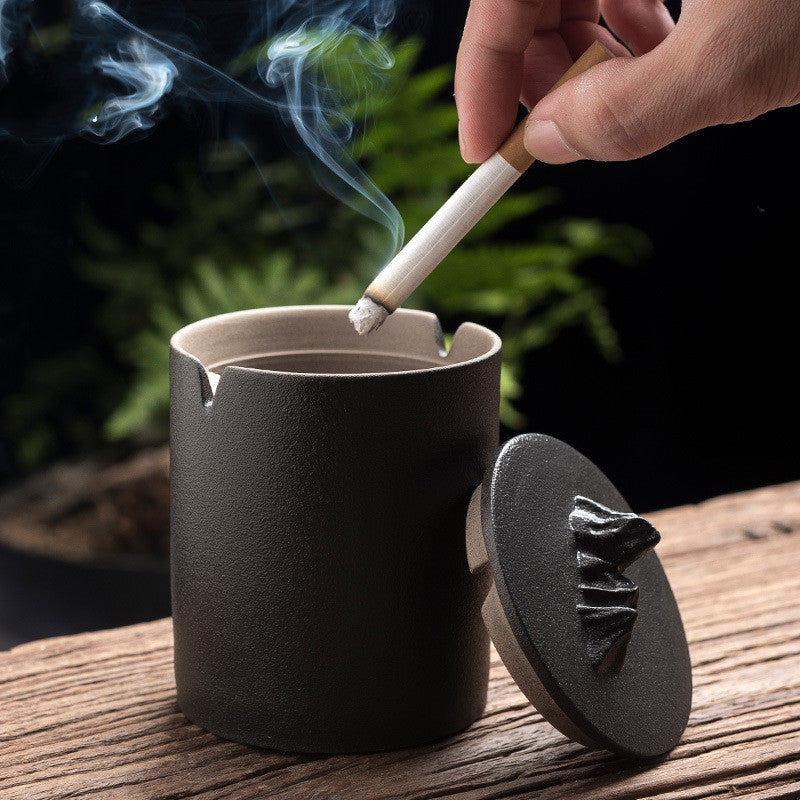 Portable Anti Fly Ash Device With Cover For Automobile Ashtray
