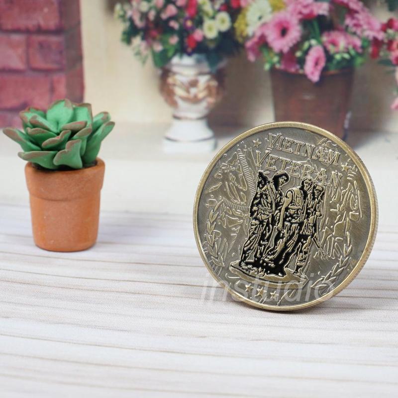 American Vietnam War Retro Colored Coins War and Peace Series Commemorative Coins