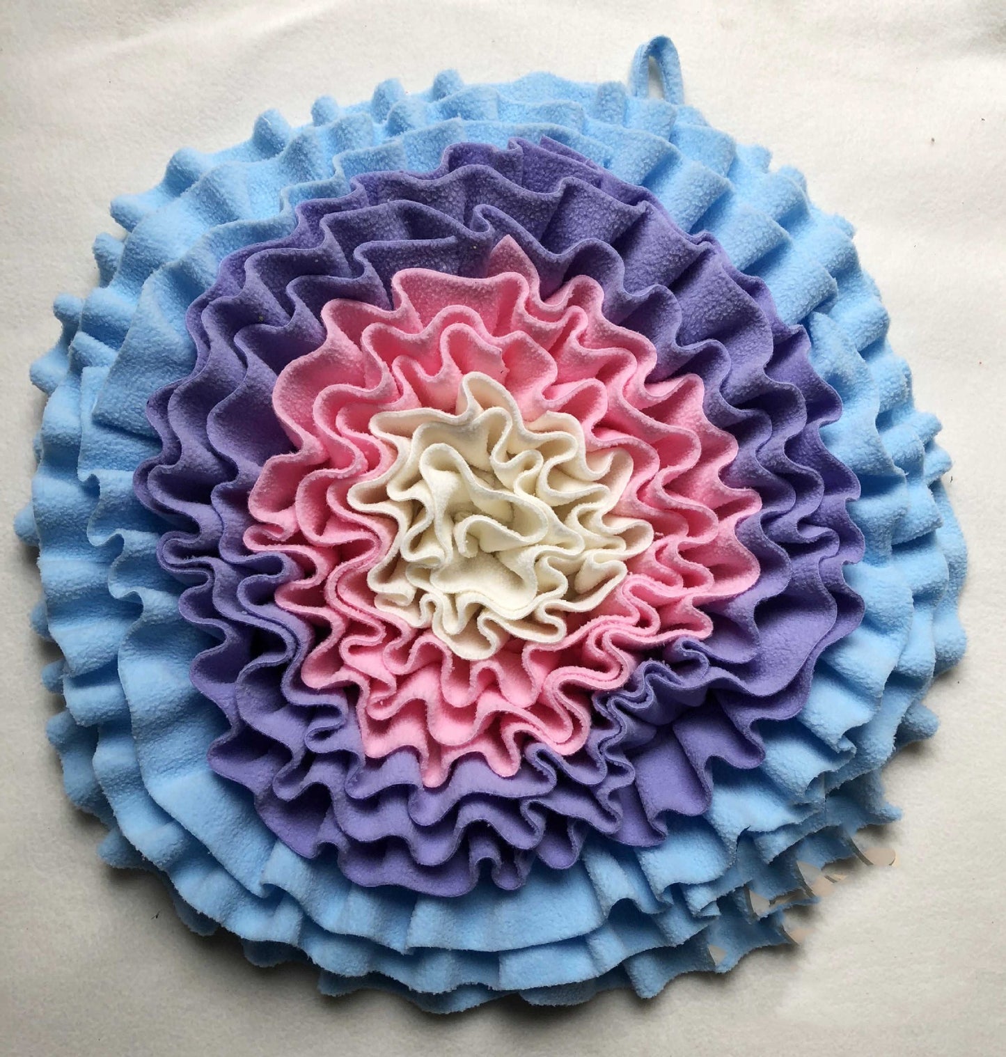 Pet sniffing pads