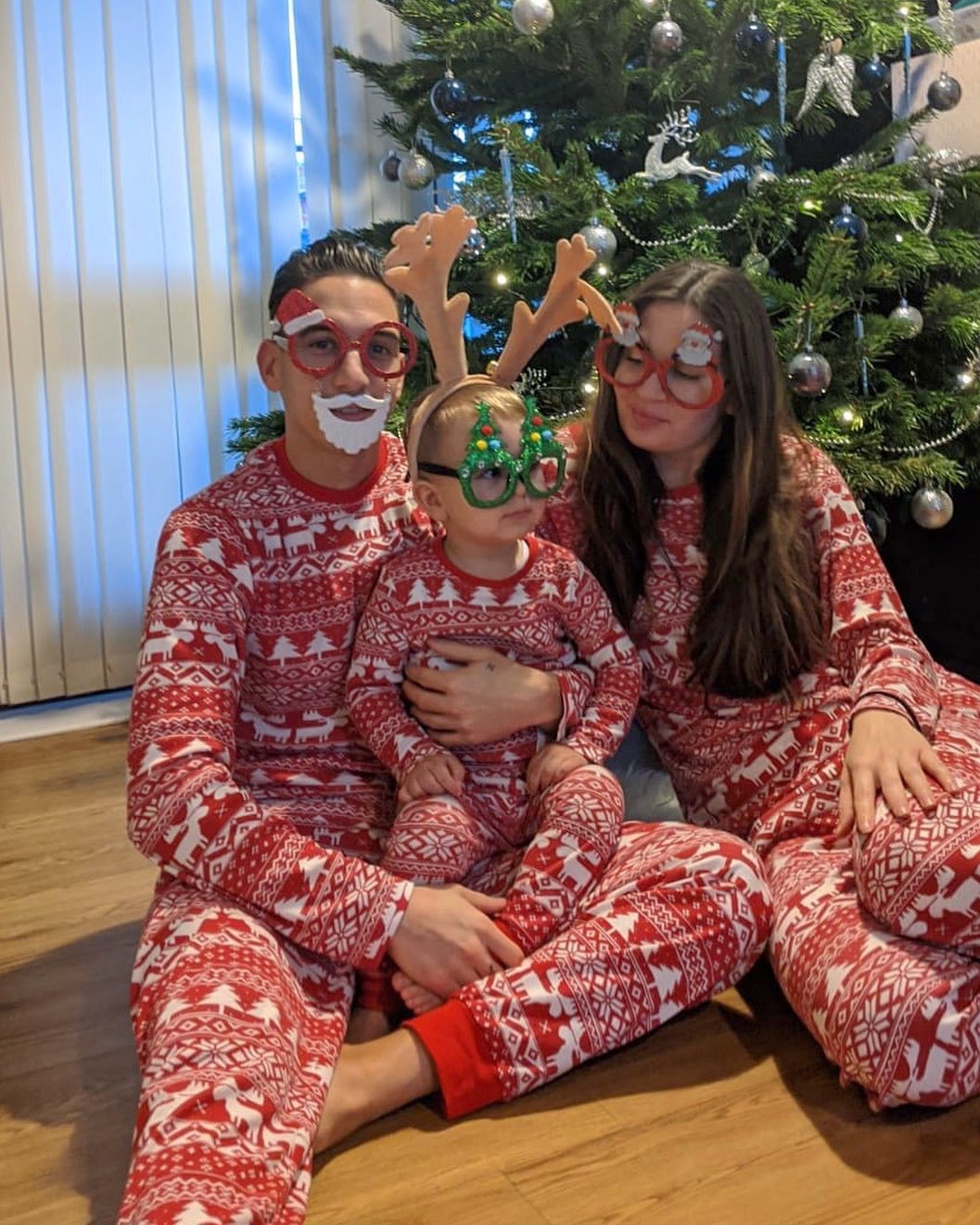 Ropa para padres e hijos con estampado de Navidad