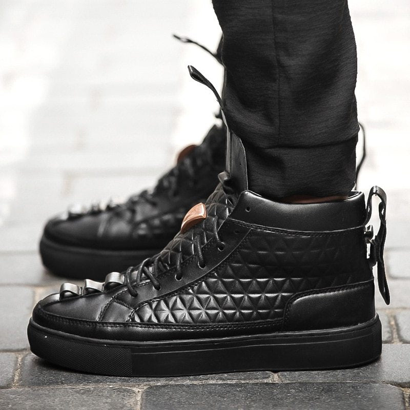 Nuevo primavera otoño hombres Rojo Negro Blanco Zapatos casuales hombres altos Zapatos De moda Zapatos De Hombre botas masculinas