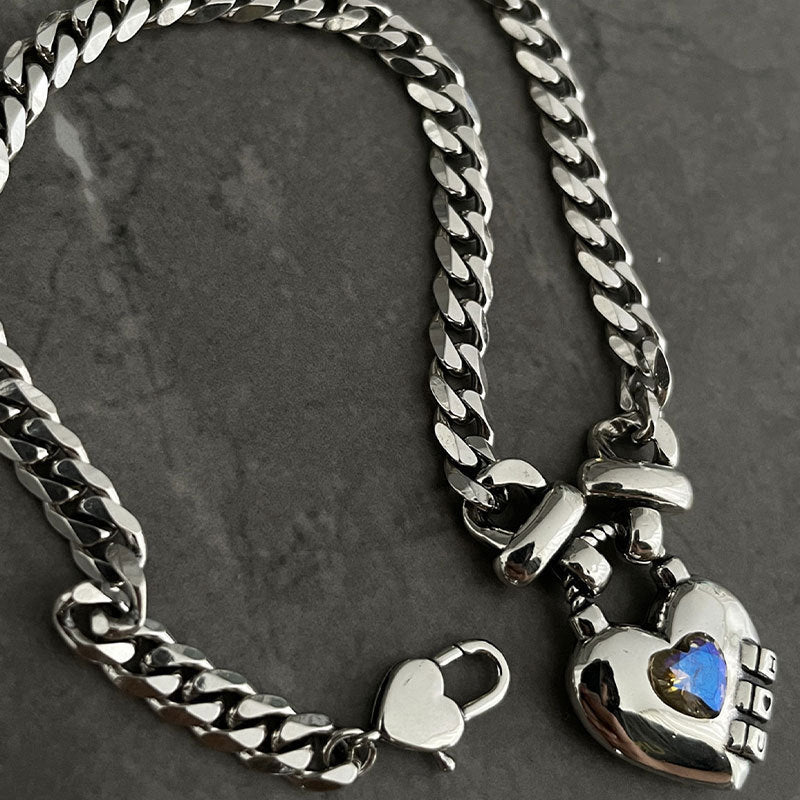 S925 plata de ley Zircon corazón suéter collar