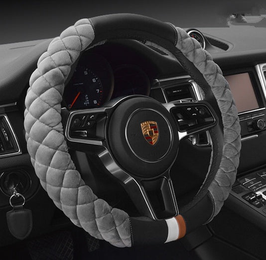 Cubierta del volante de felpa del coche