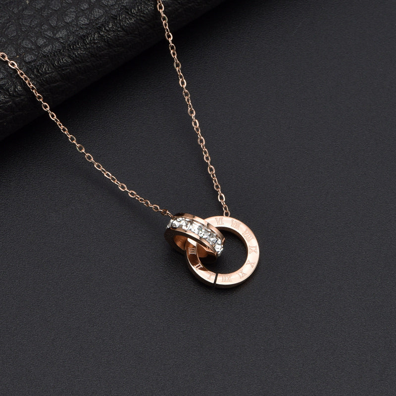 Anillo de número romano de acero de titanio de diamante collar de mujer