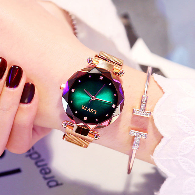 Relojes de oro rosa para mujer, reloj de pulsera de mujer resistente al agua, con diamantes, cielo estrellado y imán