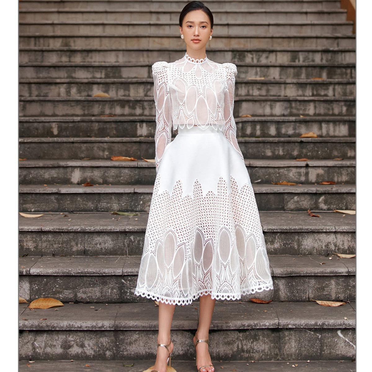 Women's Temperament Standing Collar Long-sleeved Lace Short Top Hollow Half Skirt Set