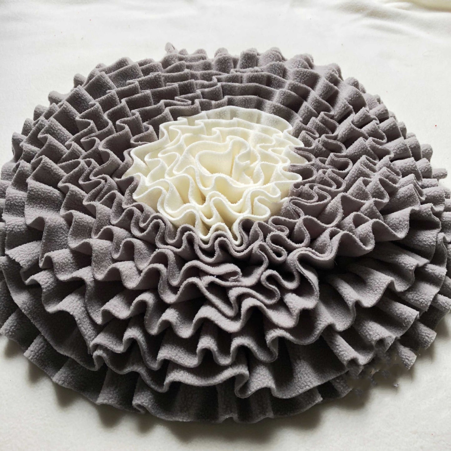 Pet sniffing pads