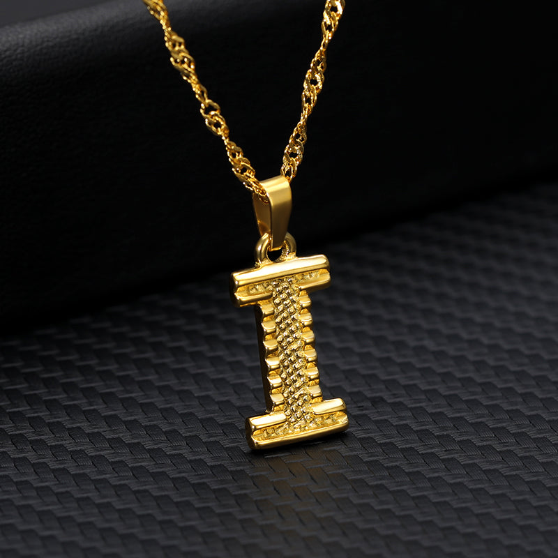 COLLAR COLGANTE chapado en oro de 26 letras