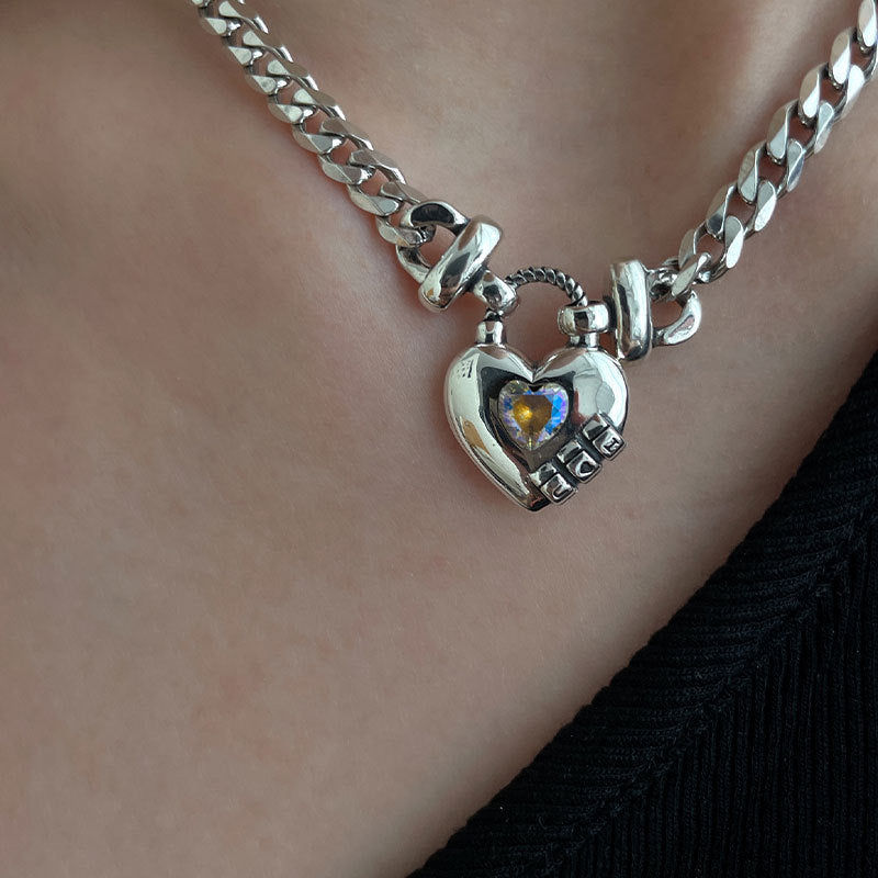 S925 plata de ley Zircon corazón suéter collar