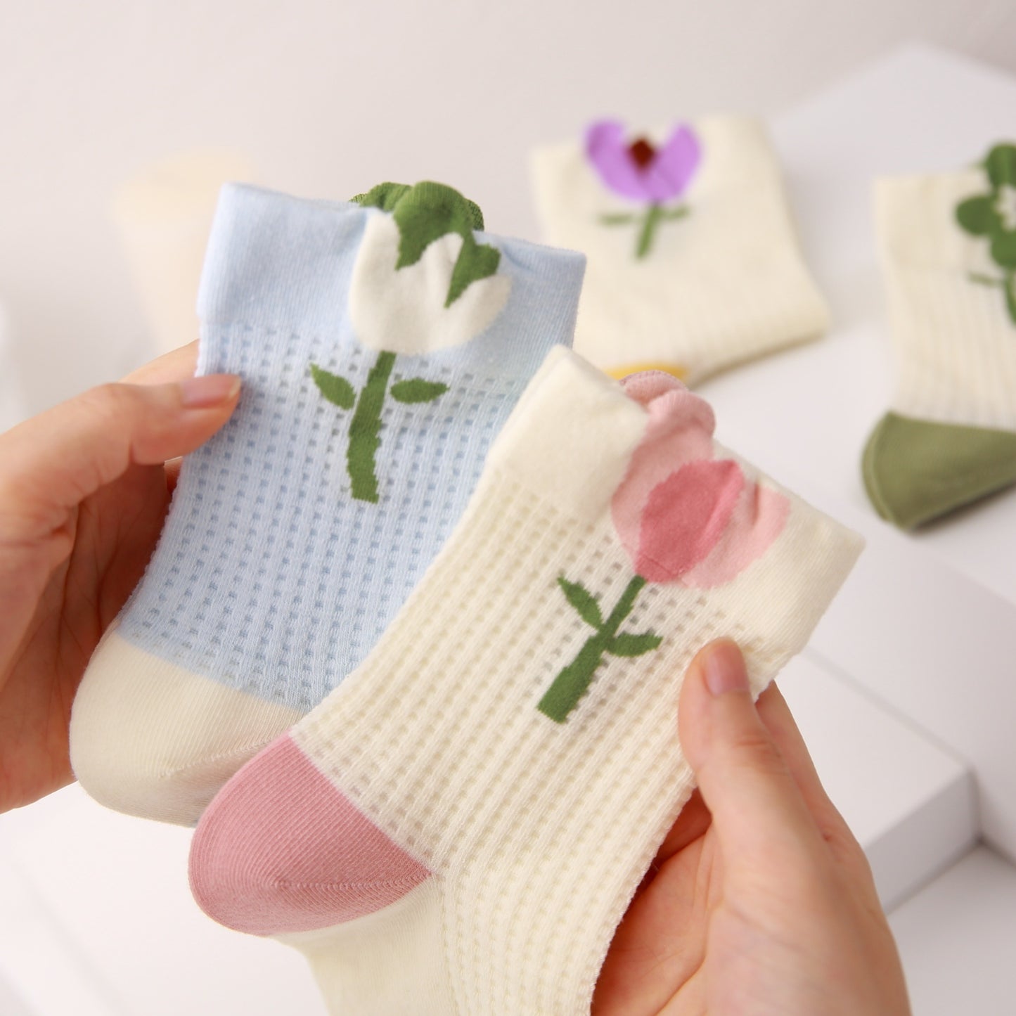 Women's Thin All-match Mid-tube Mesh Three-dimensional Trendy Socks